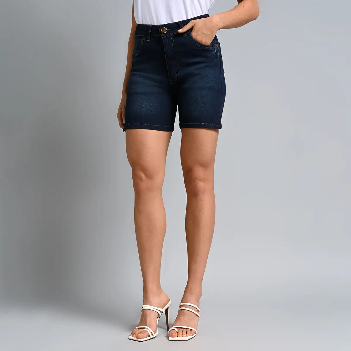 Bermuda Feminina Meia Coxa Regular - 39180