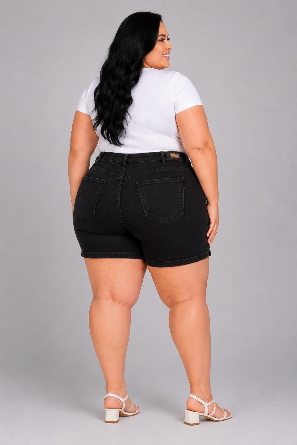 Bermuda Feminina Meia Coxa Plus+ EL - 39099